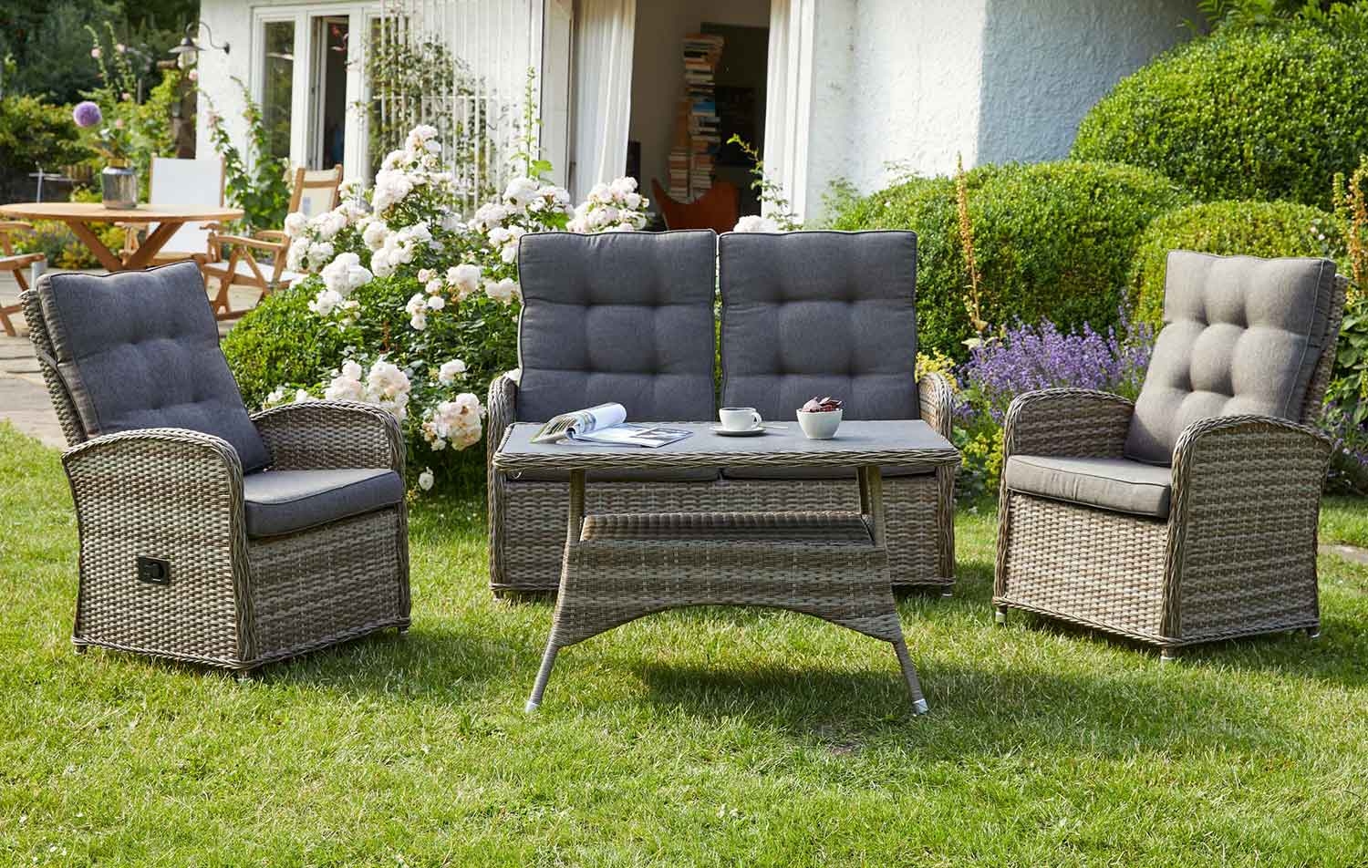 Gartenmöbel-Set aus Kunststoffgeflecht in grau-braun inkl. Kissen, 4